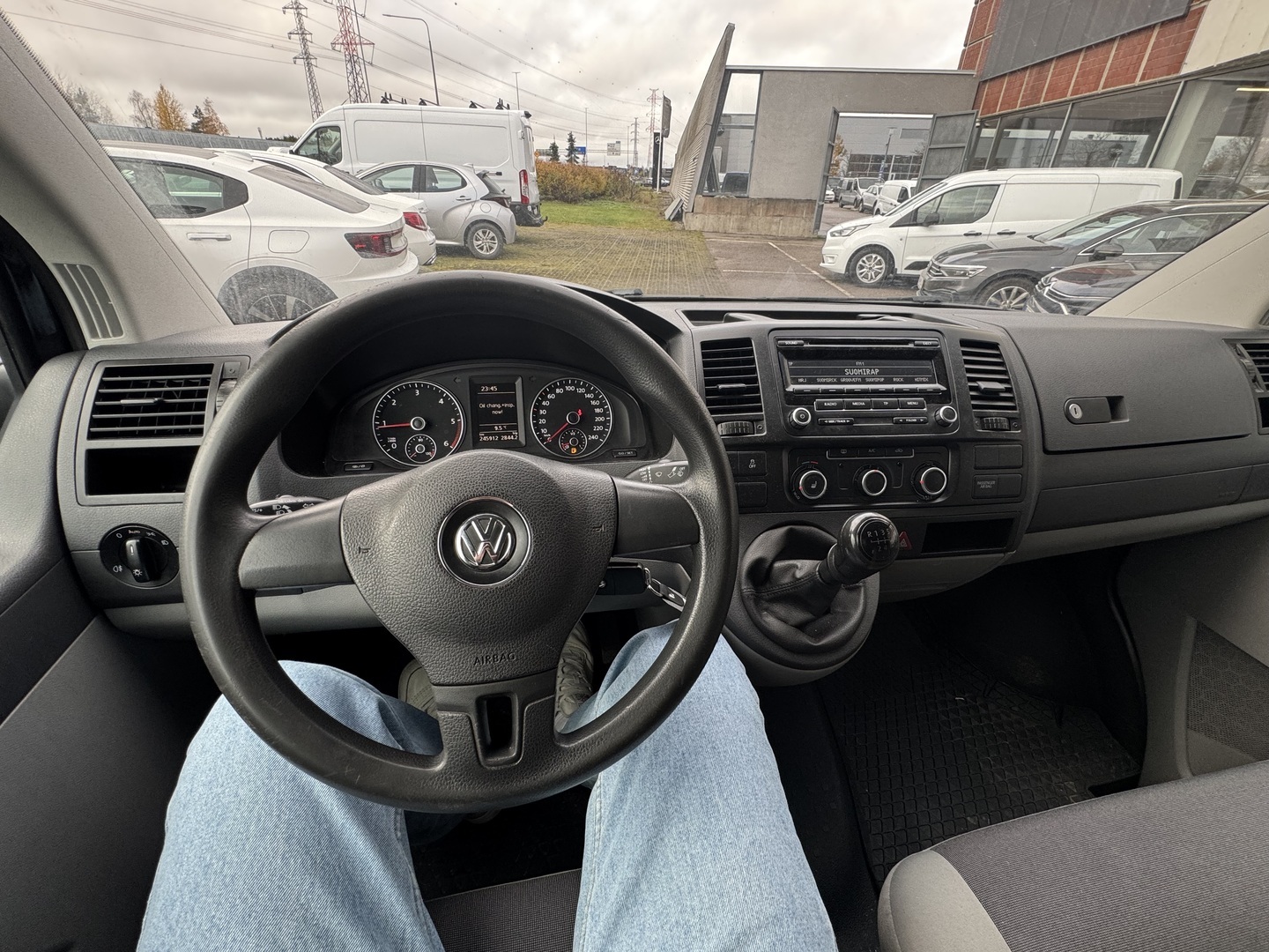 VOLKSWAGEN Transporter 2015