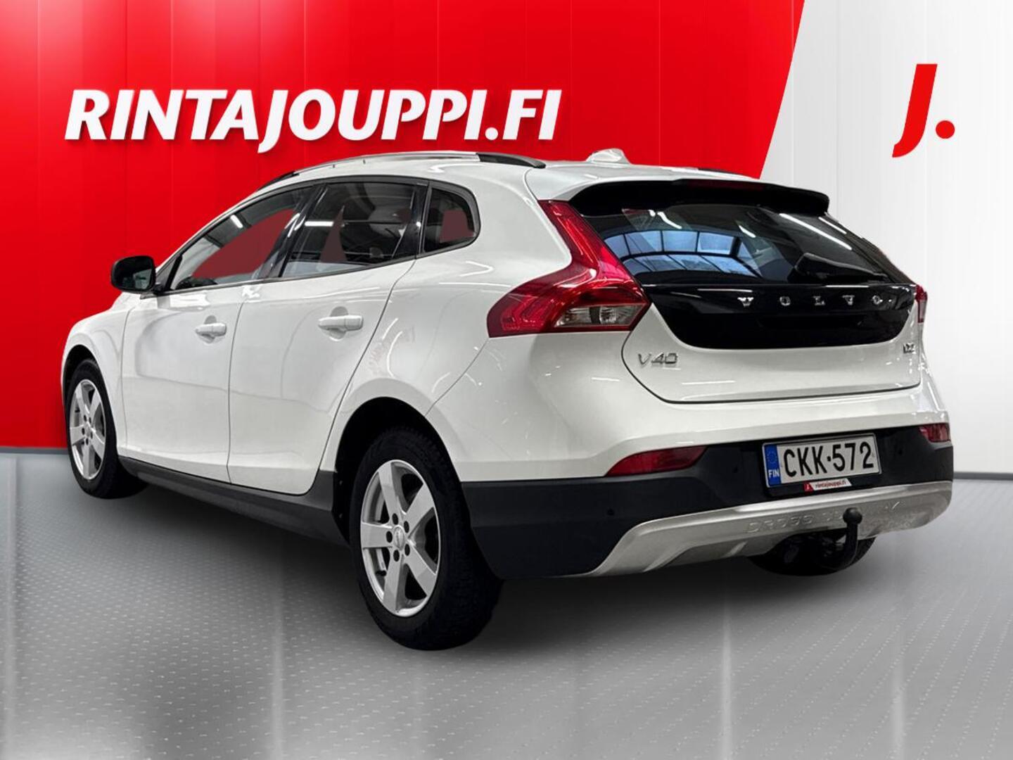 VOLVO V40 Cross Country 2