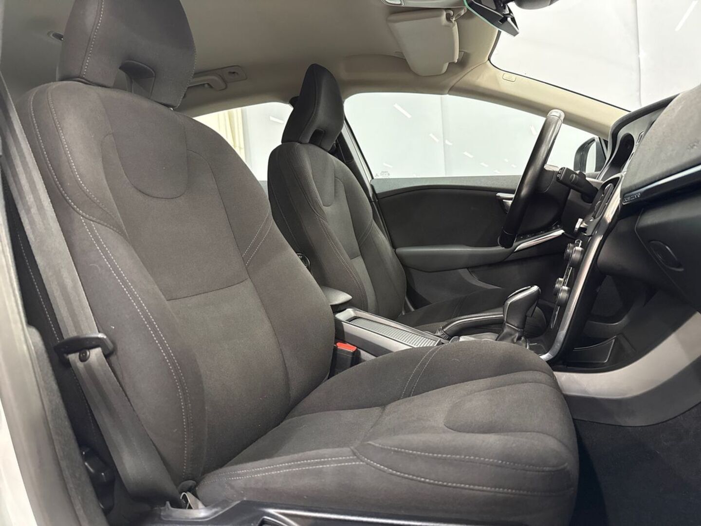 VOLVO V40 Cross Country 28