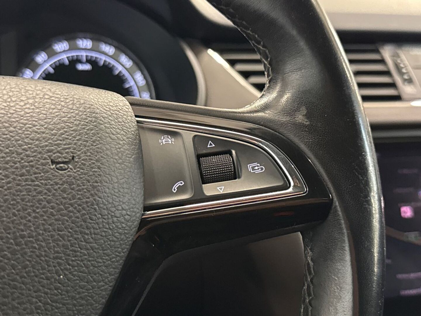 SKODA Octavia 18