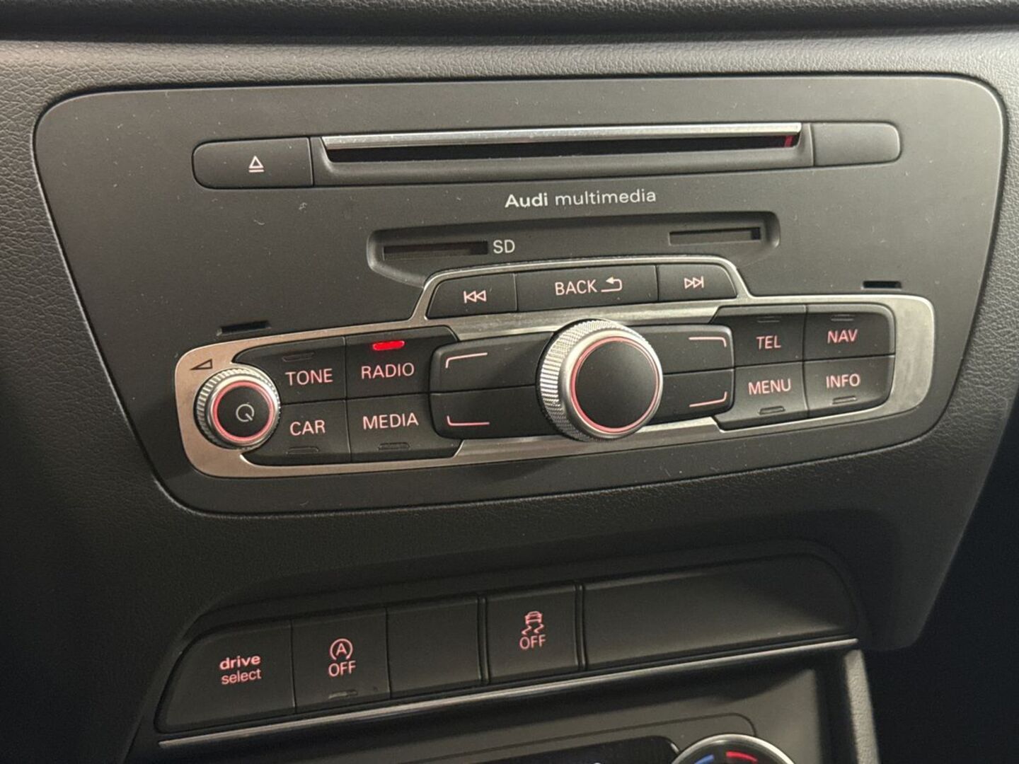 AUDI Q3 2017