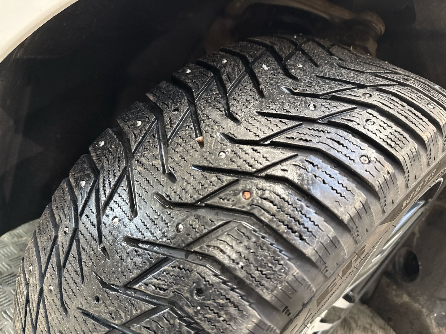 MERCEDES-BENZ E 2018