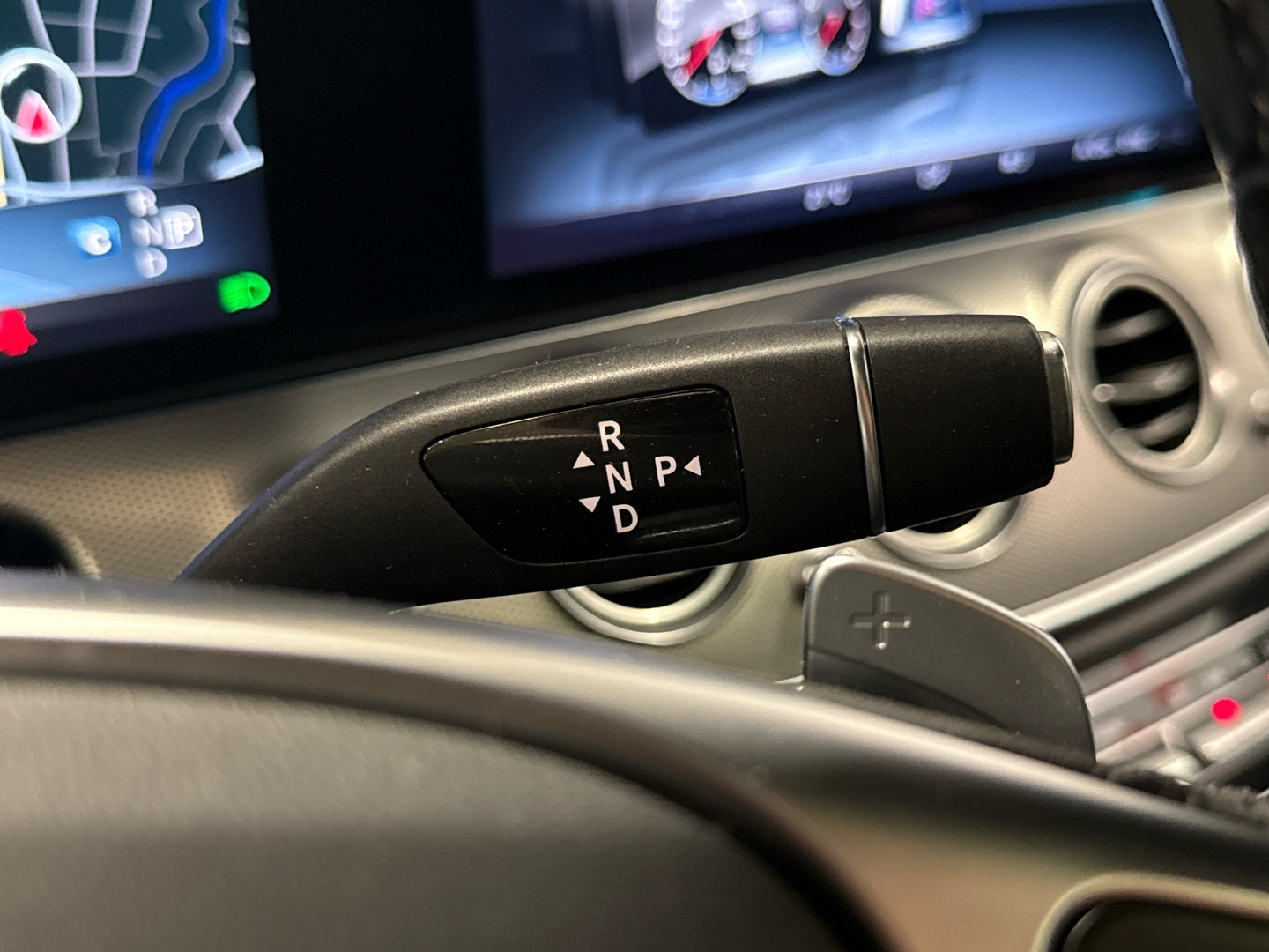 MERCEDES-BENZ E 2017