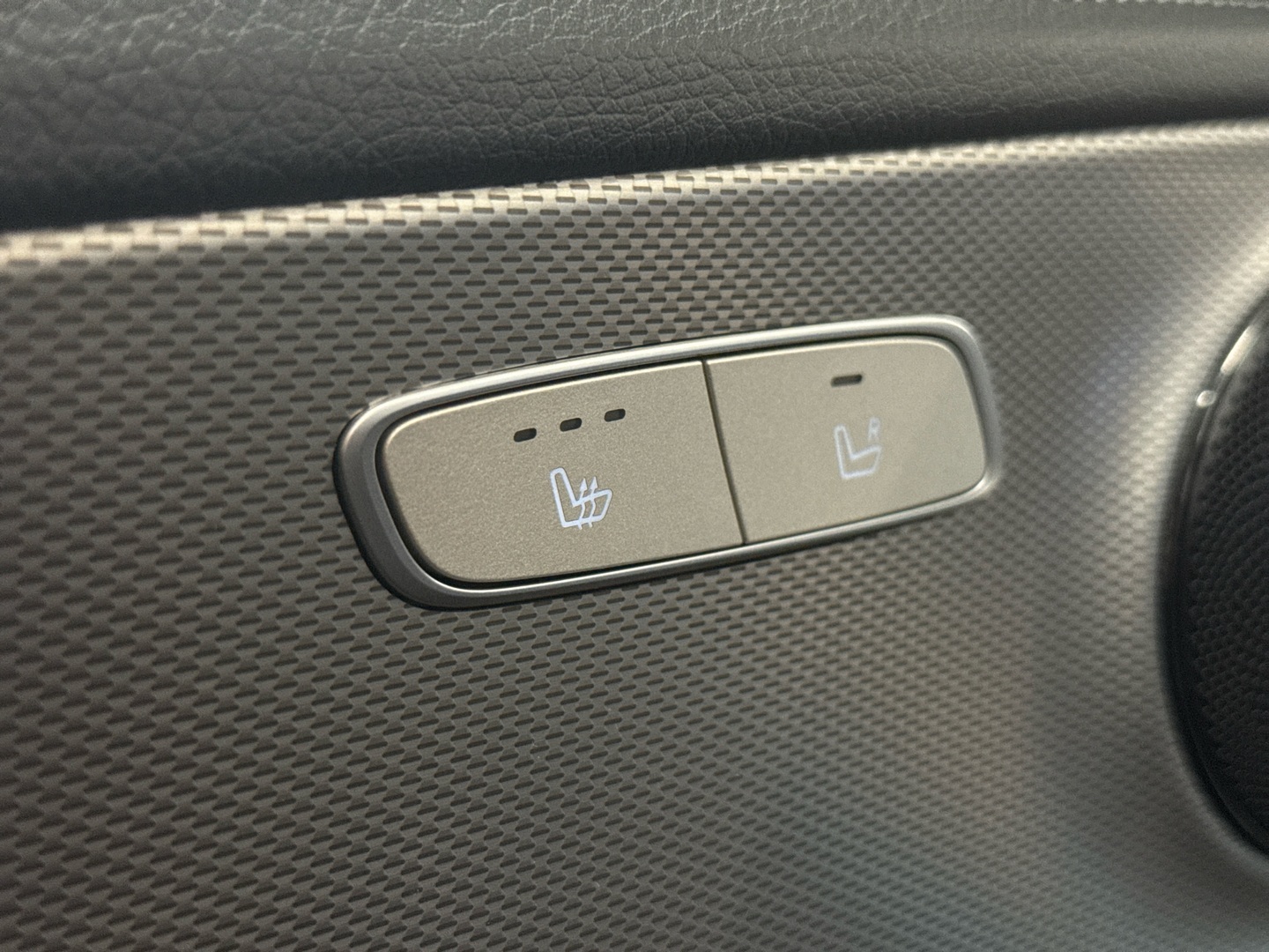 MERCEDES-BENZ E 2017