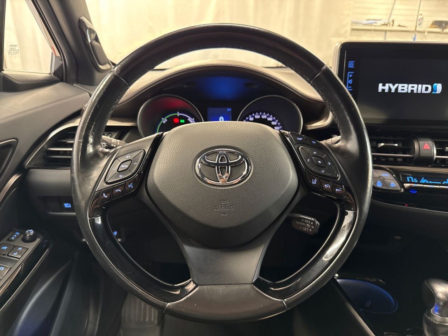 TOYOTA C-HR 2019