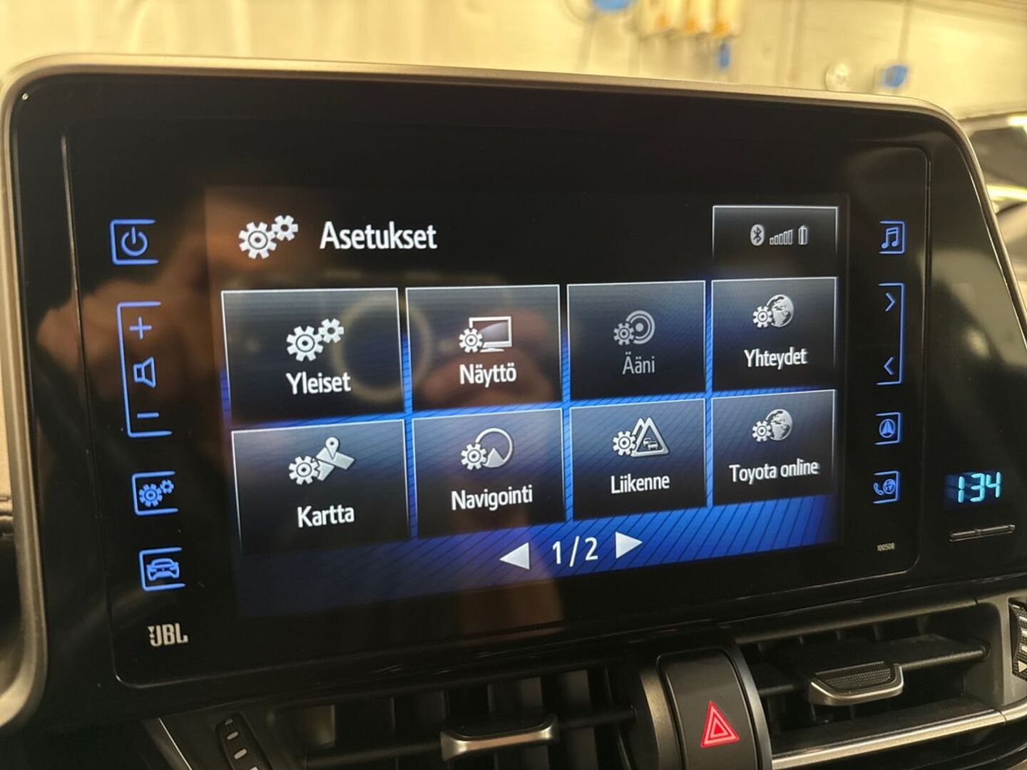 TOYOTA C-HR 2019