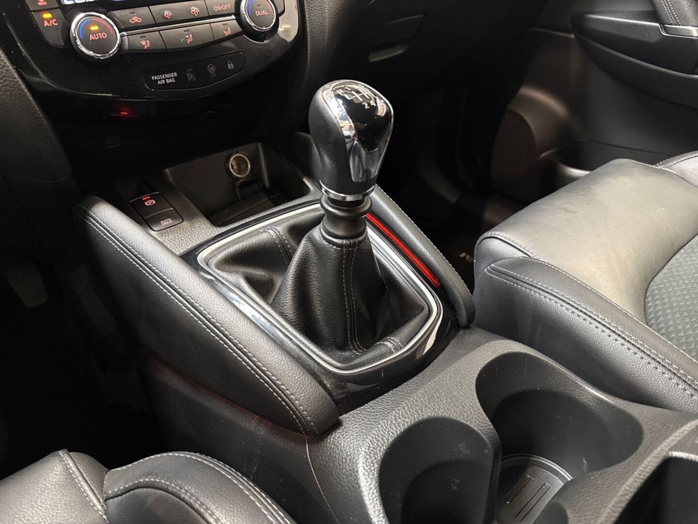 NISSAN Qashqai 2019