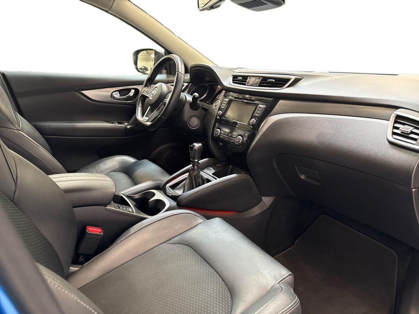 NISSAN Qashqai 2019