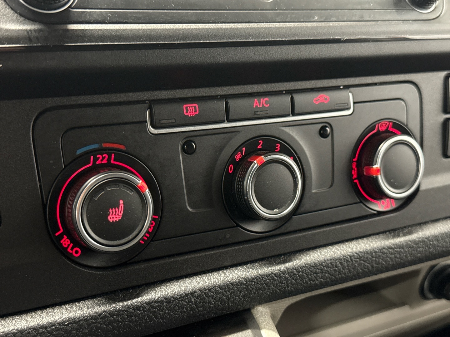 VOLKSWAGEN Transporter 2019