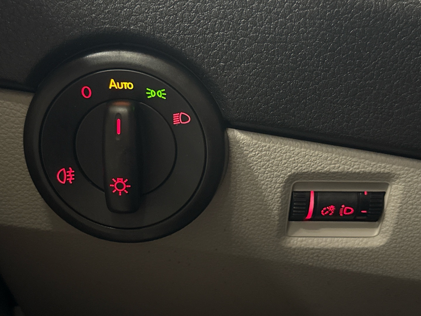 VOLKSWAGEN Transporter 2019