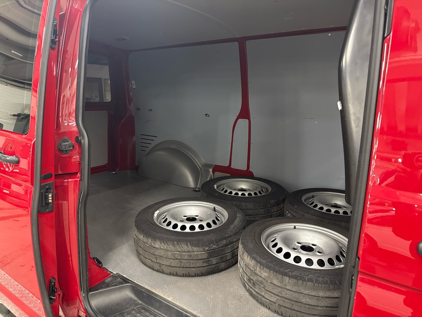 VOLKSWAGEN Transporter 2019