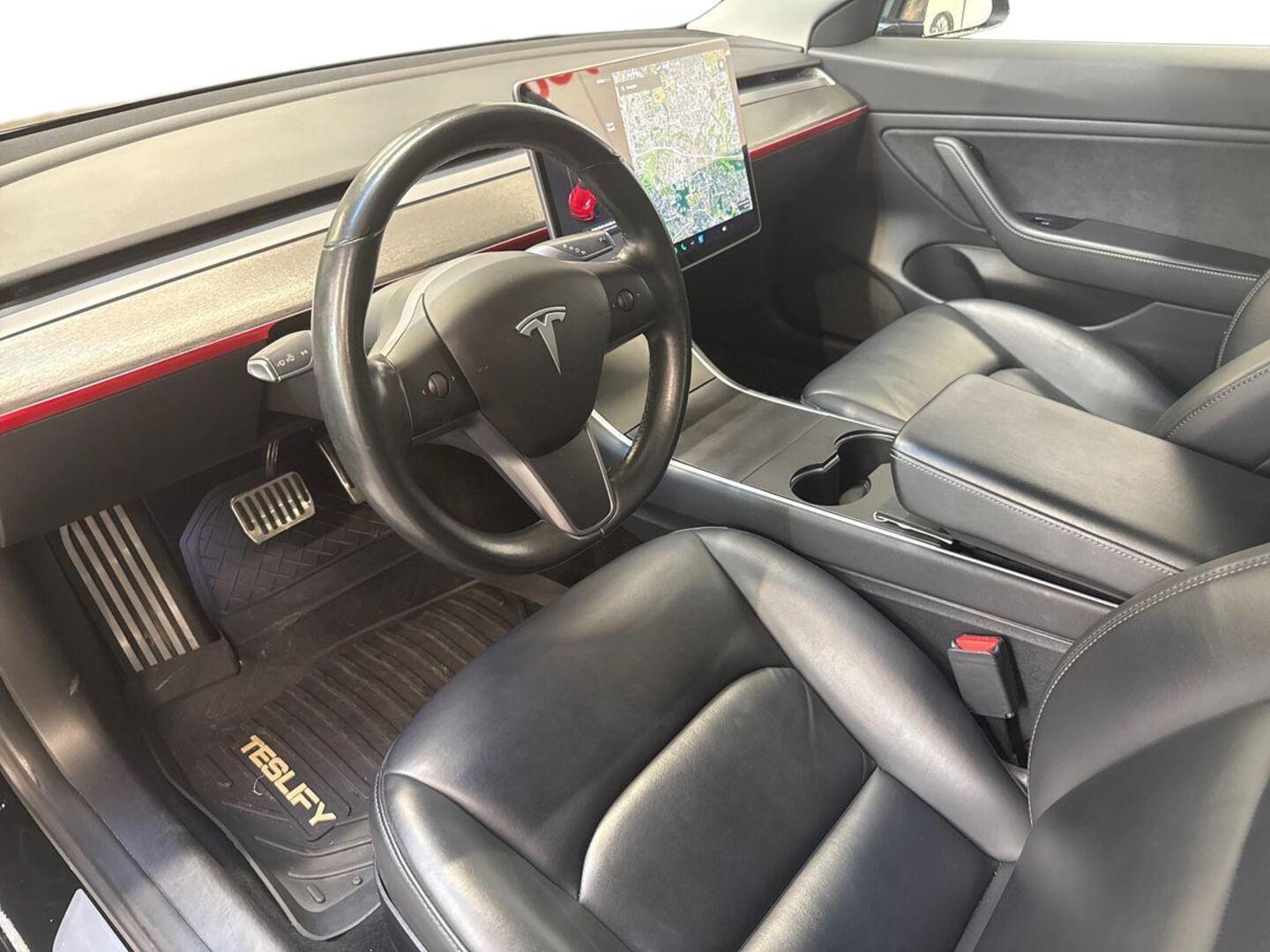 TESLA Model 3 2019