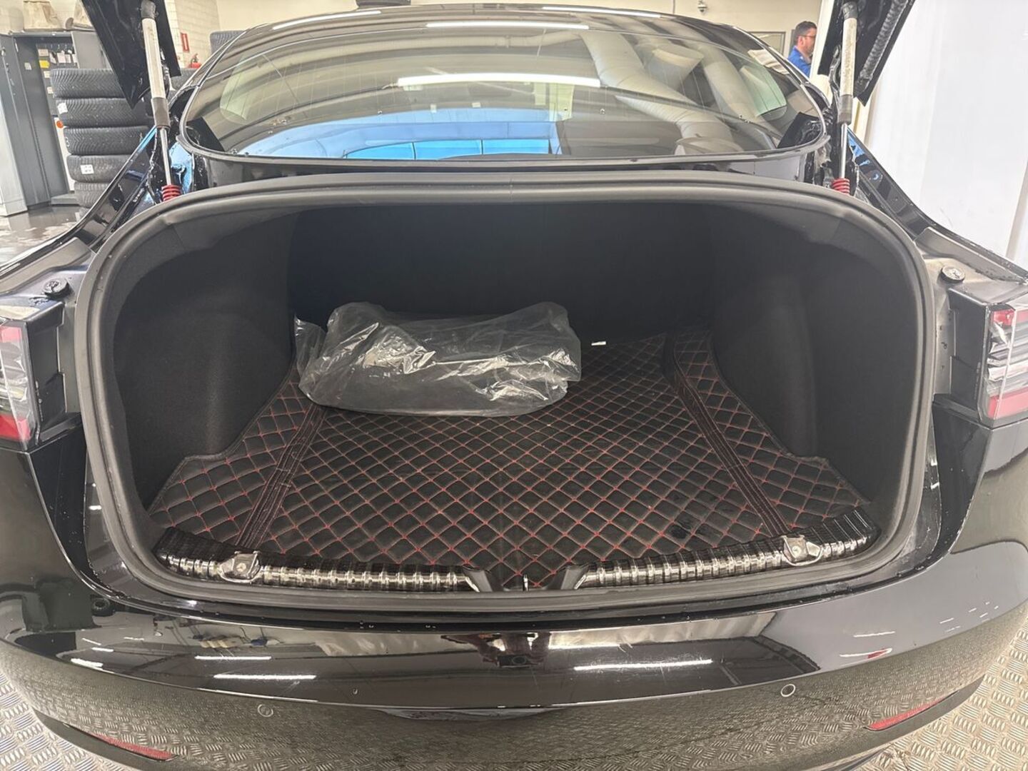 TESLA Model 3 2019