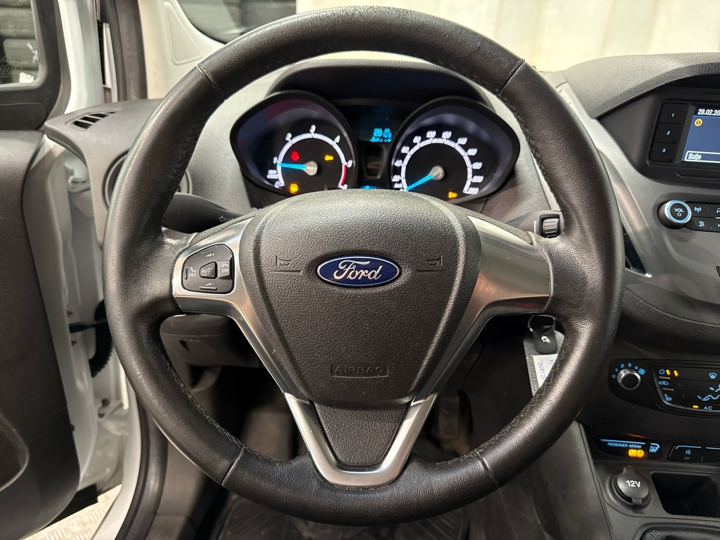 FORD Transit Courier 2019