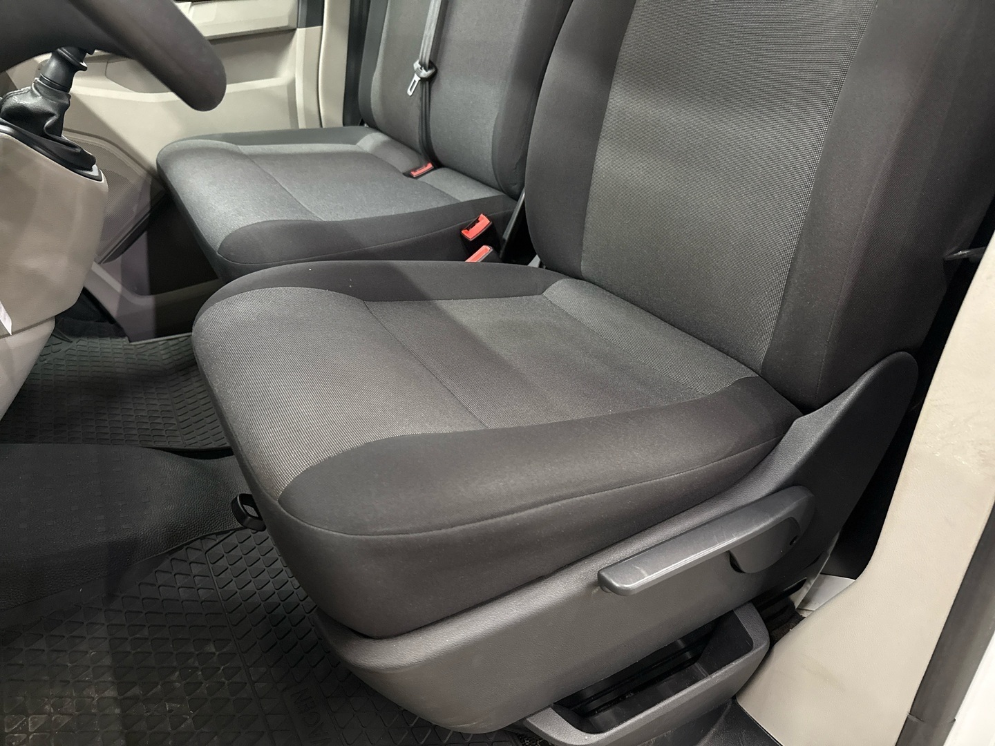 VOLKSWAGEN Transporter 2019