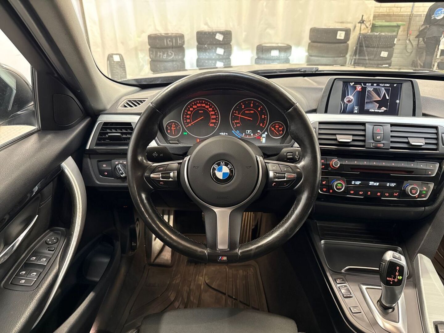 BMW 318 21