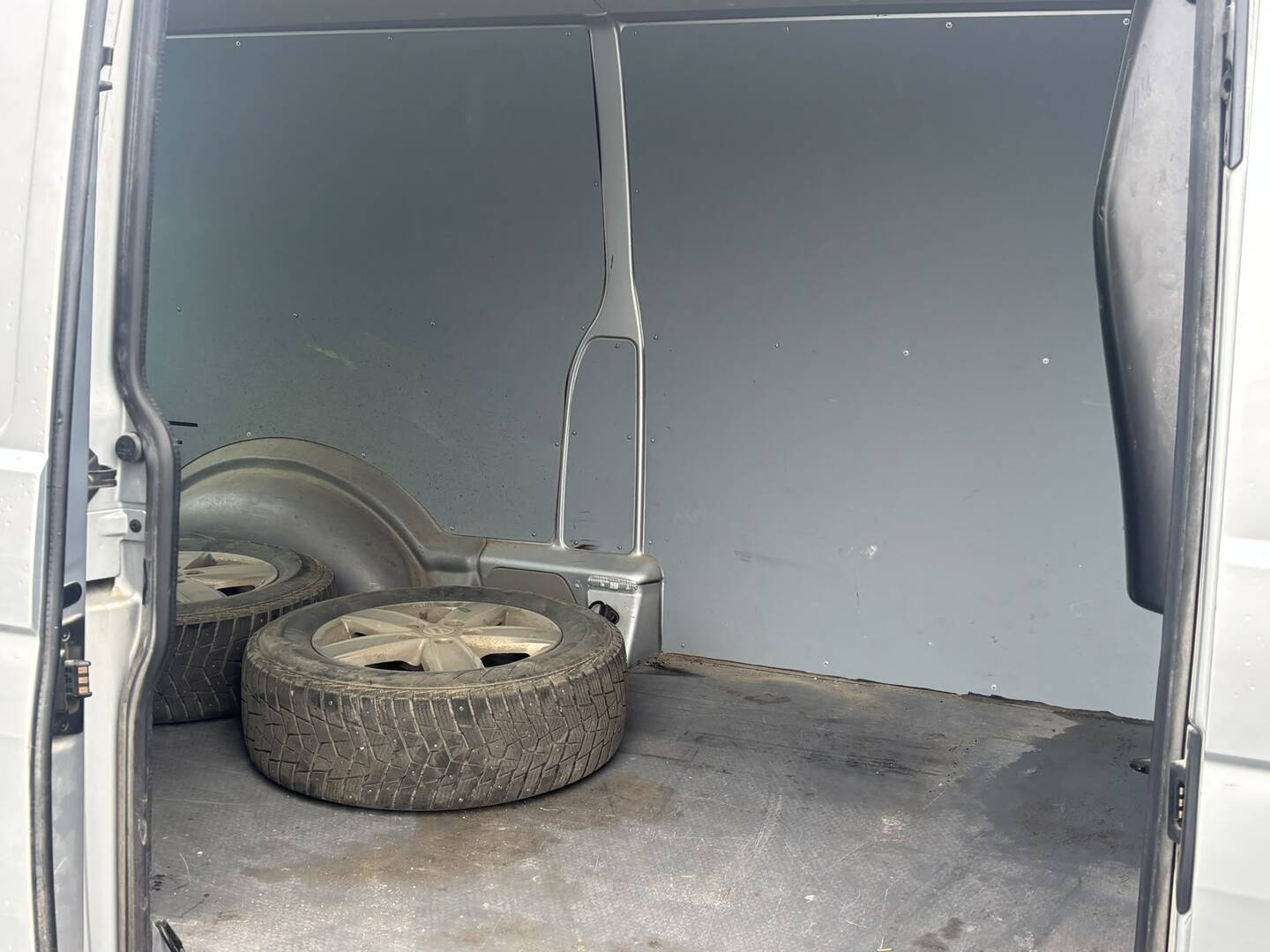 VOLKSWAGEN Transporter 2019