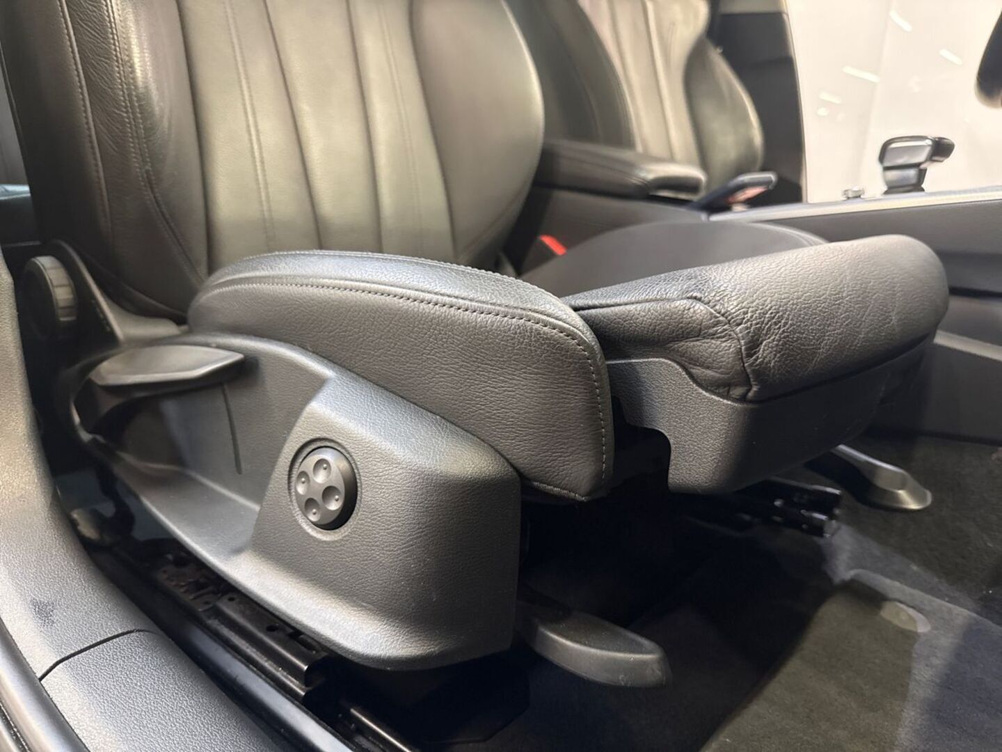 AUDI A4 2019