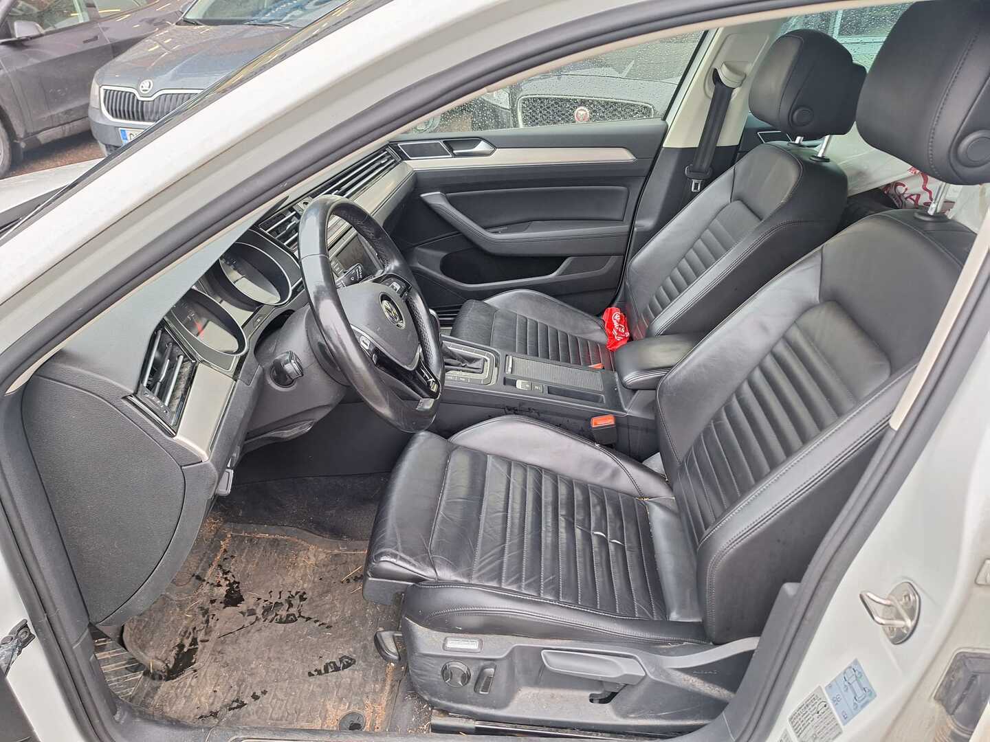 VOLKSWAGEN Passat 2015