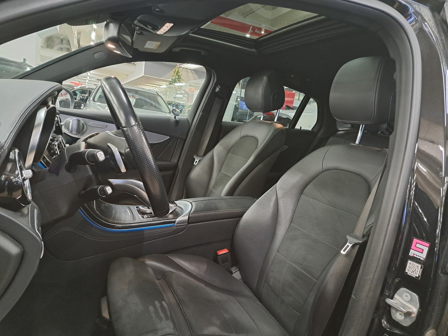 MERCEDES-BENZ GLC 2019