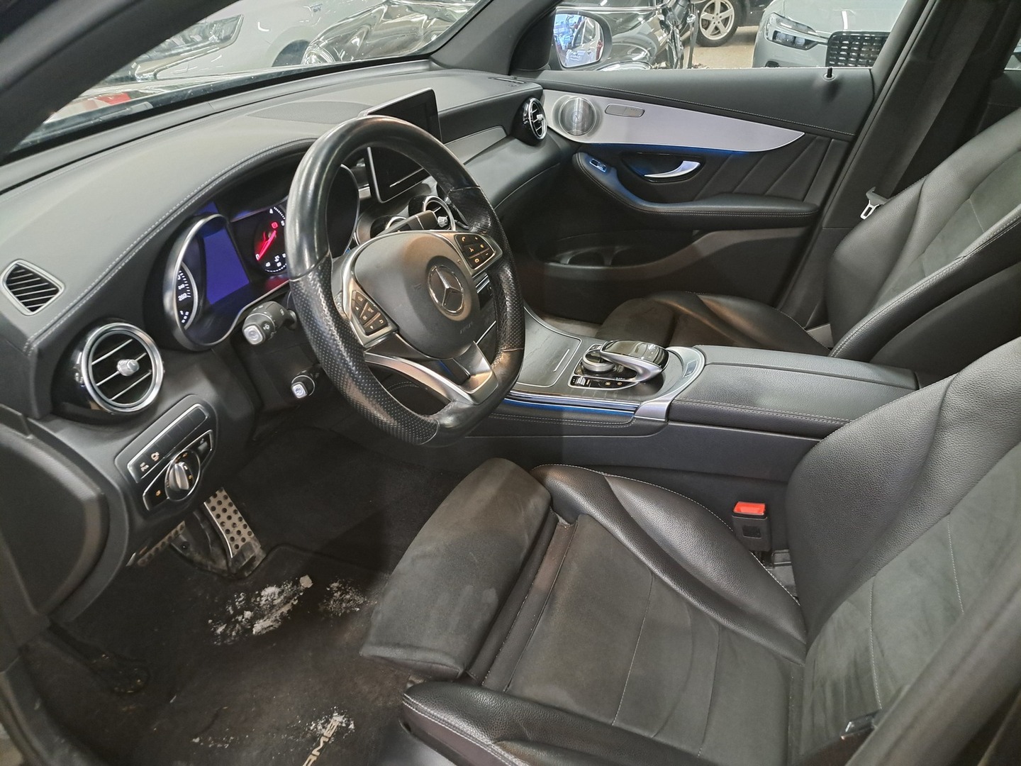 MERCEDES-BENZ GLC 2019