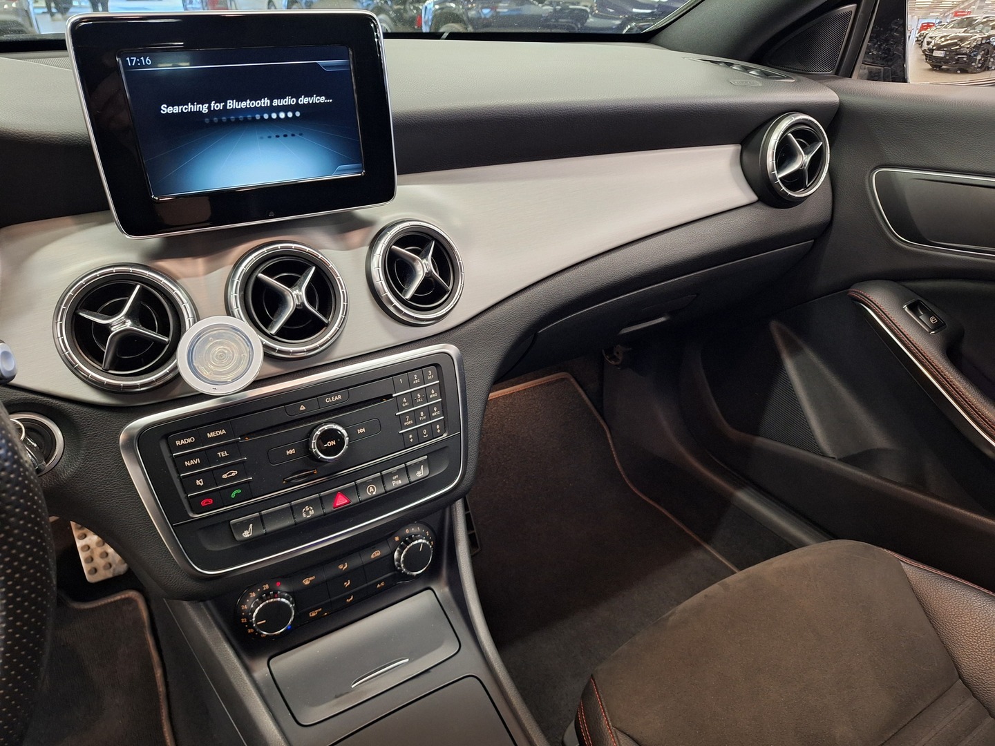 MERCEDES-BENZ CLA 2015