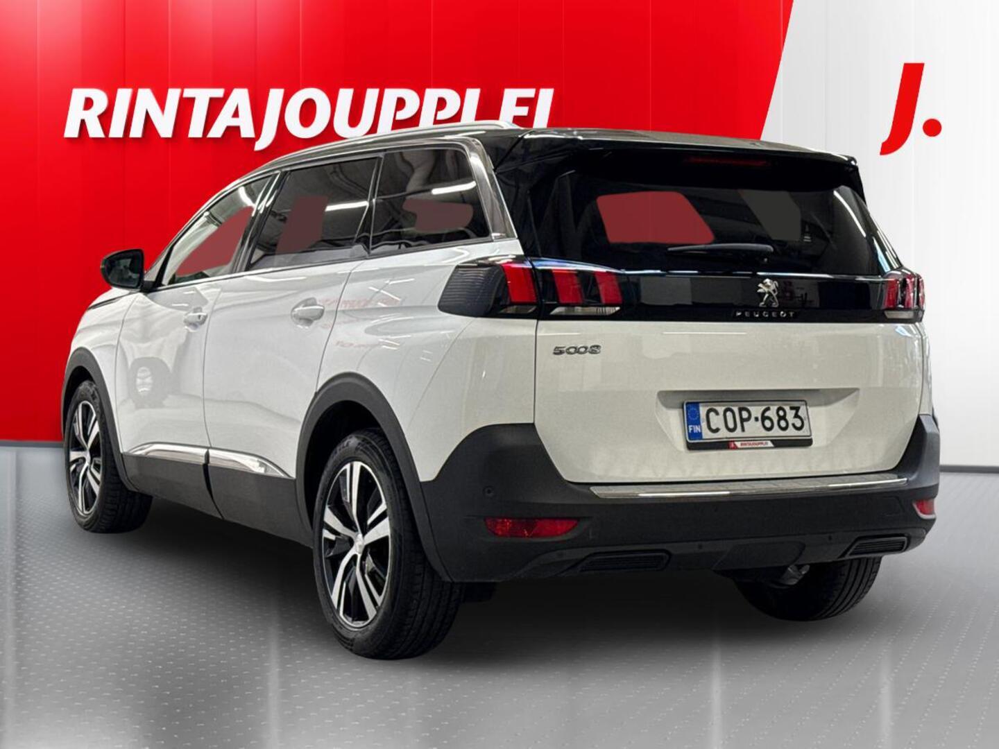PEUGEOT 5008 2020