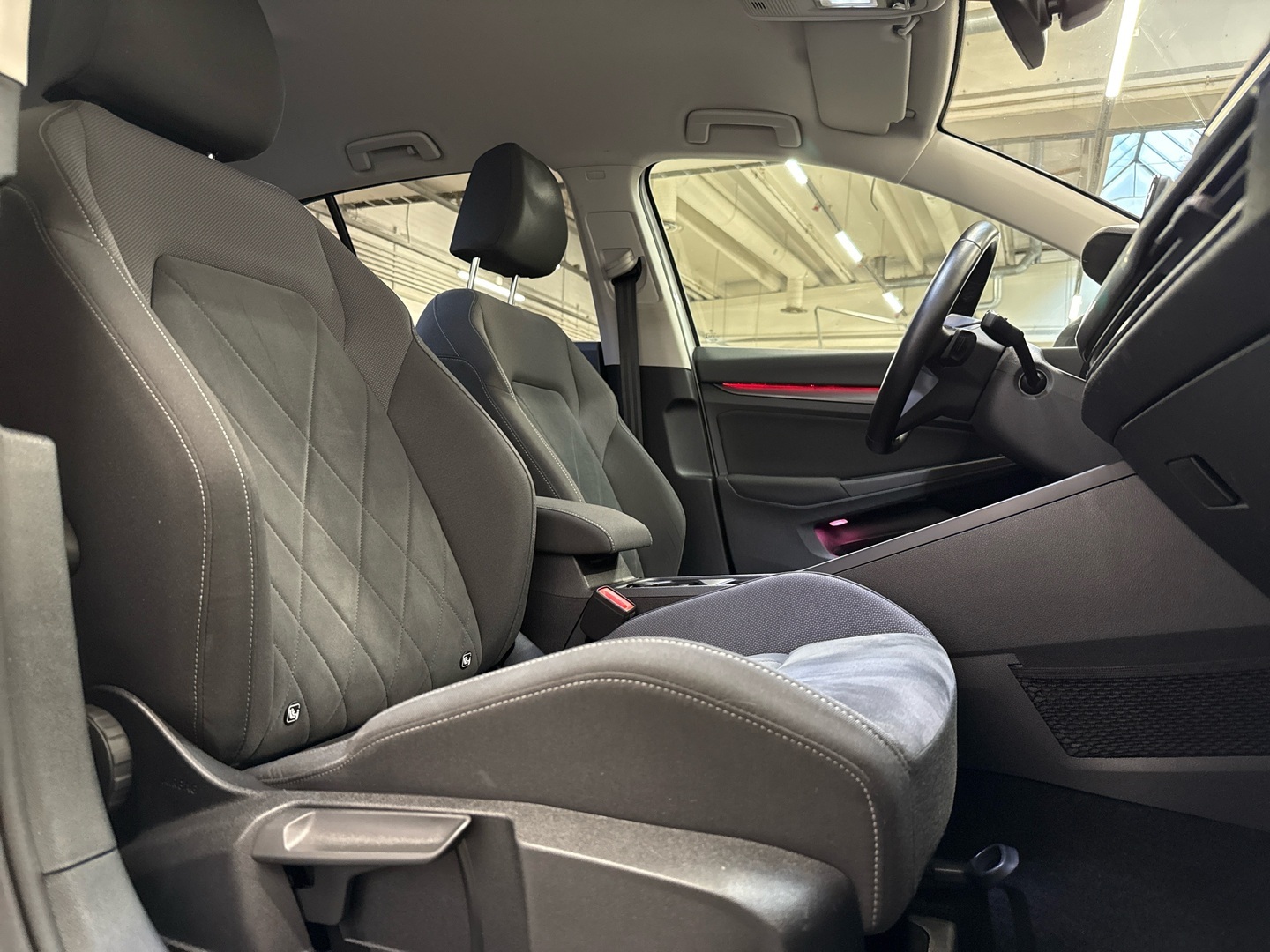 VOLKSWAGEN Golf 2020