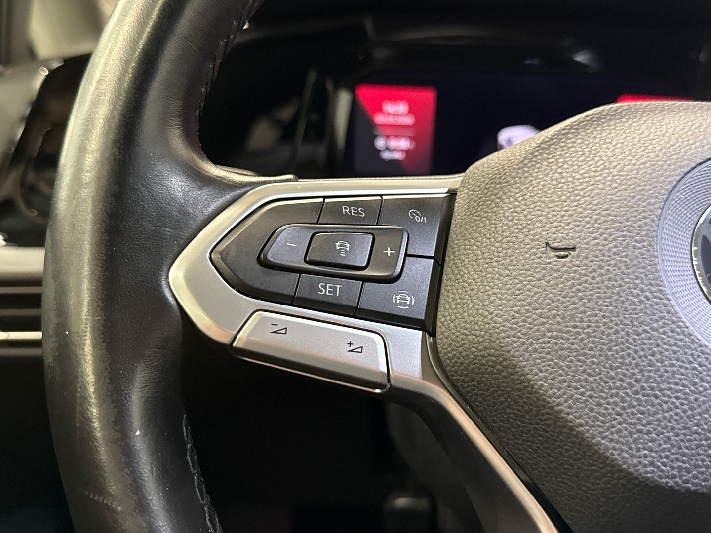 VOLKSWAGEN Golf 2020