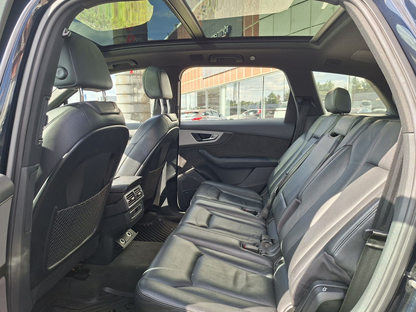 AUDI Q7 2017