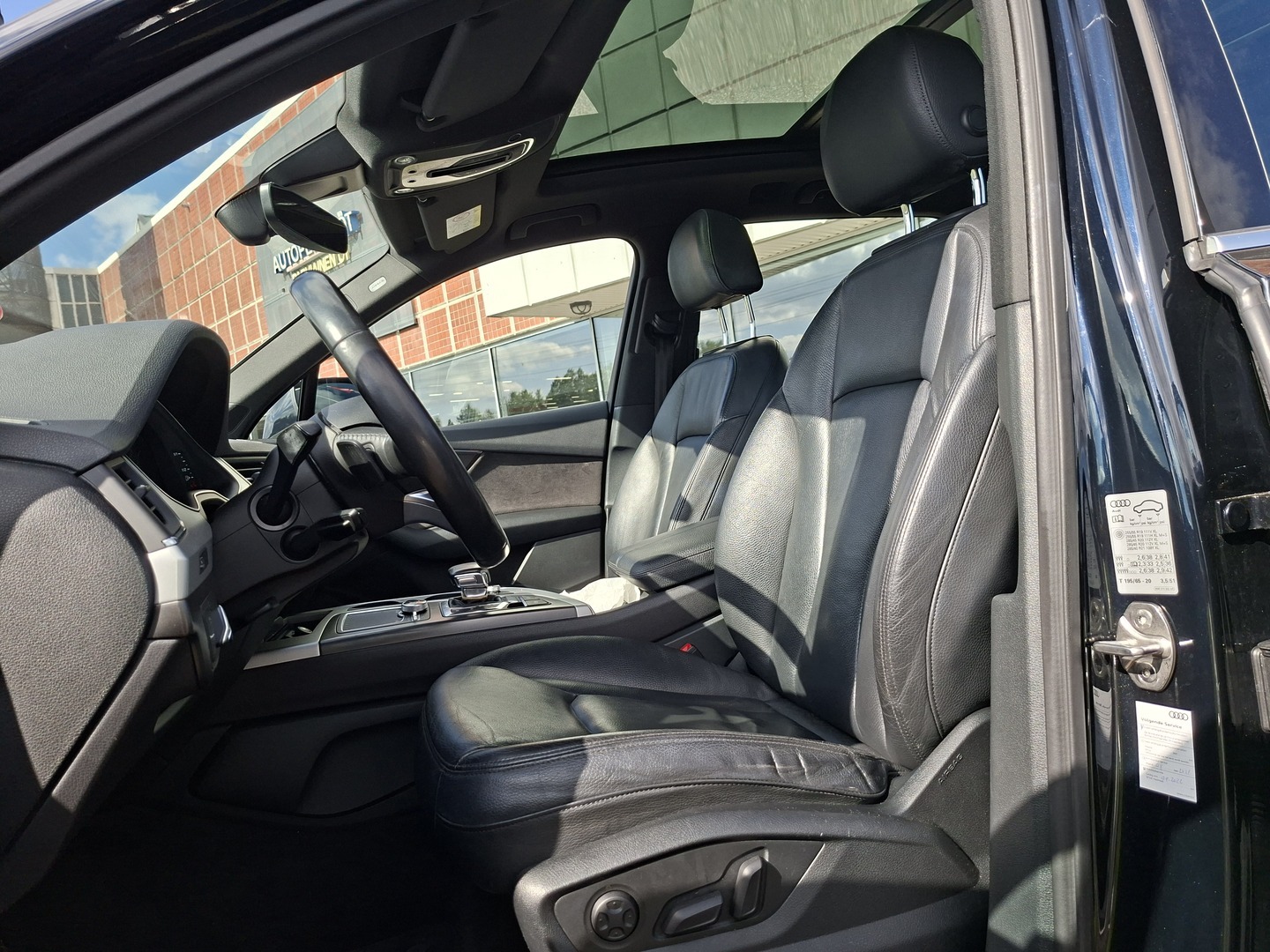 AUDI Q7 2017