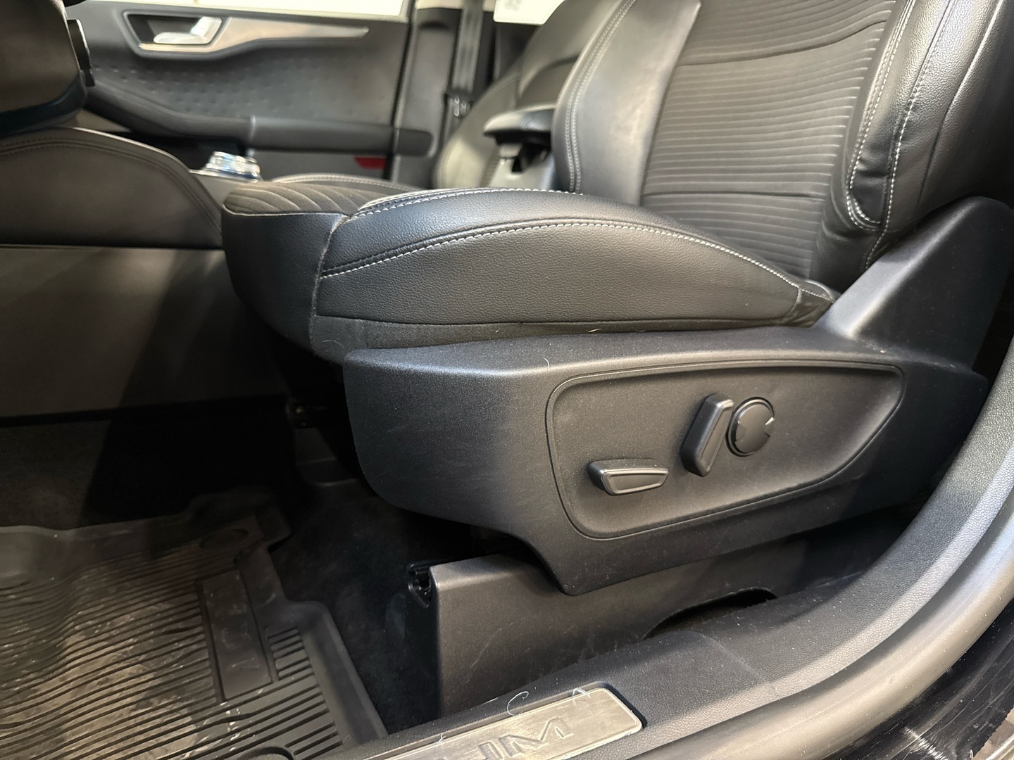 FORD Kuga 2021
