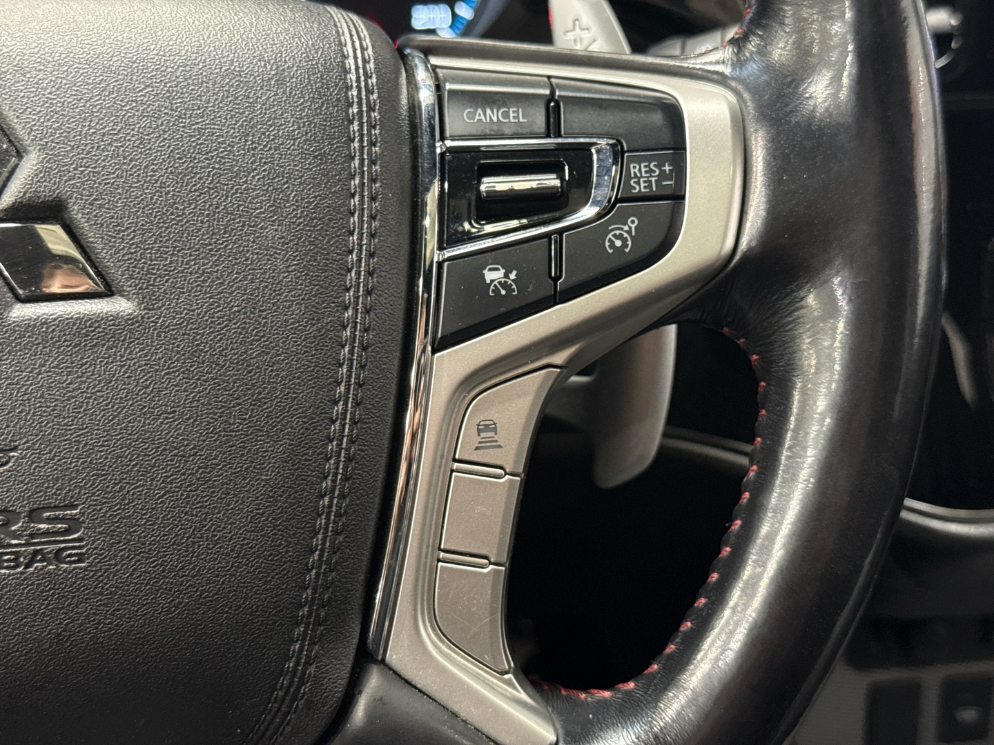 MITSUBISHI Outlander PHEV 2018