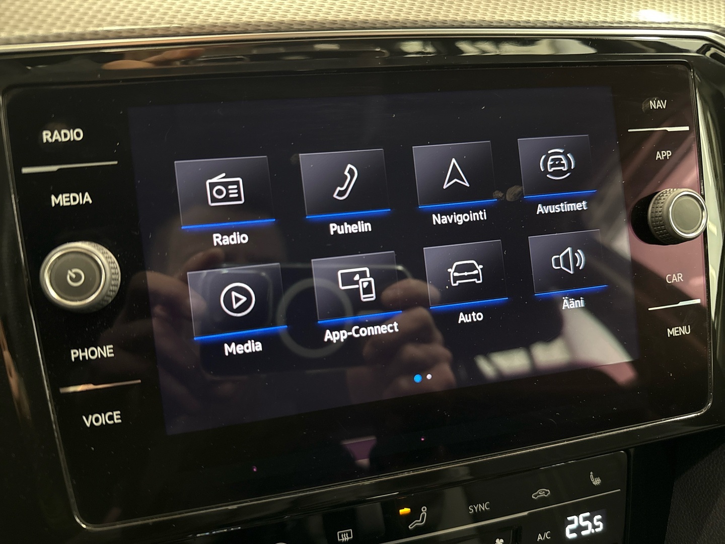 VOLKSWAGEN Passat 2022