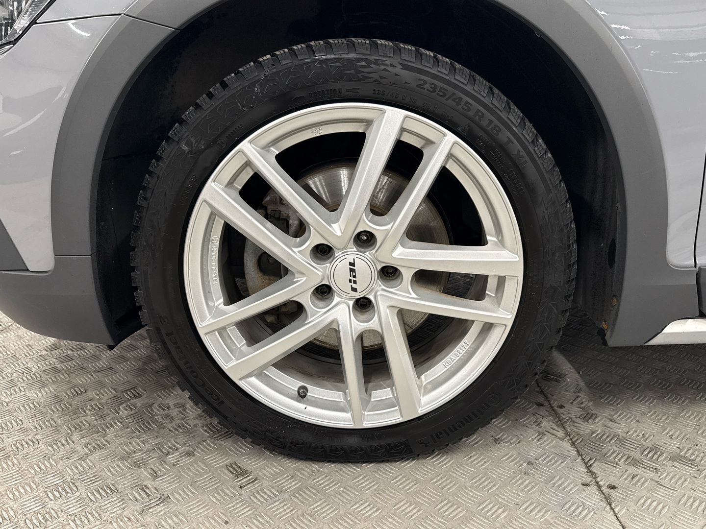 VOLKSWAGEN Passat 2022