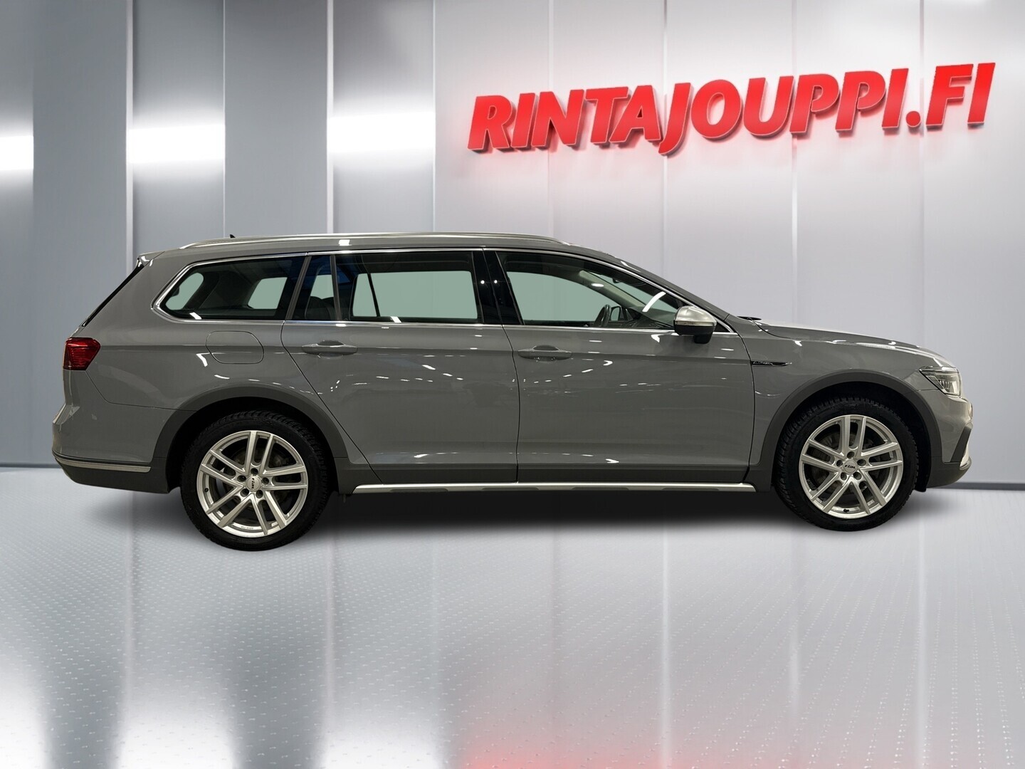 VOLKSWAGEN Passat 2022