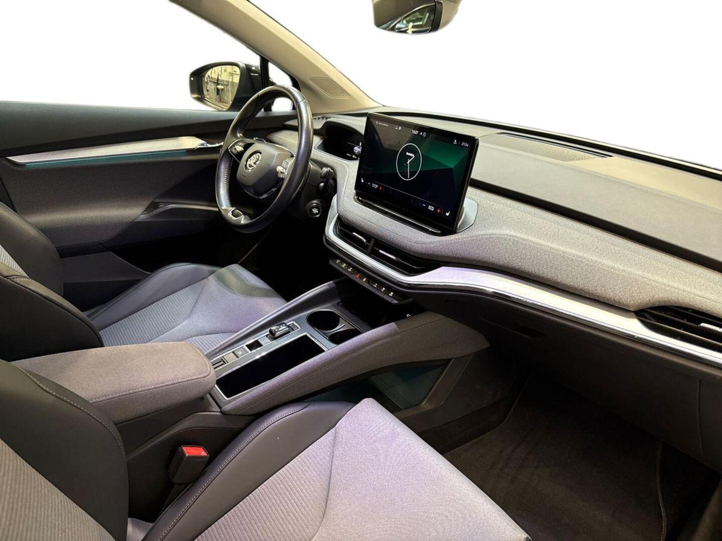 SKODA Enyaq 2022