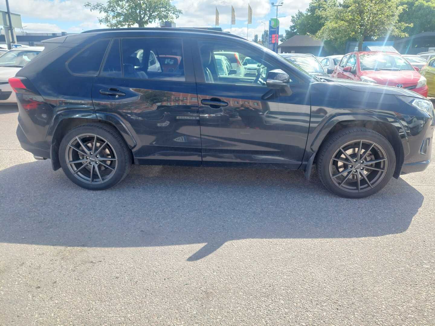 TOYOTA RAV4 2021