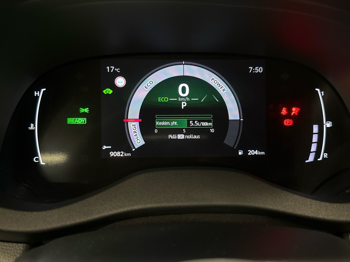 TOYOTA Yaris 2024