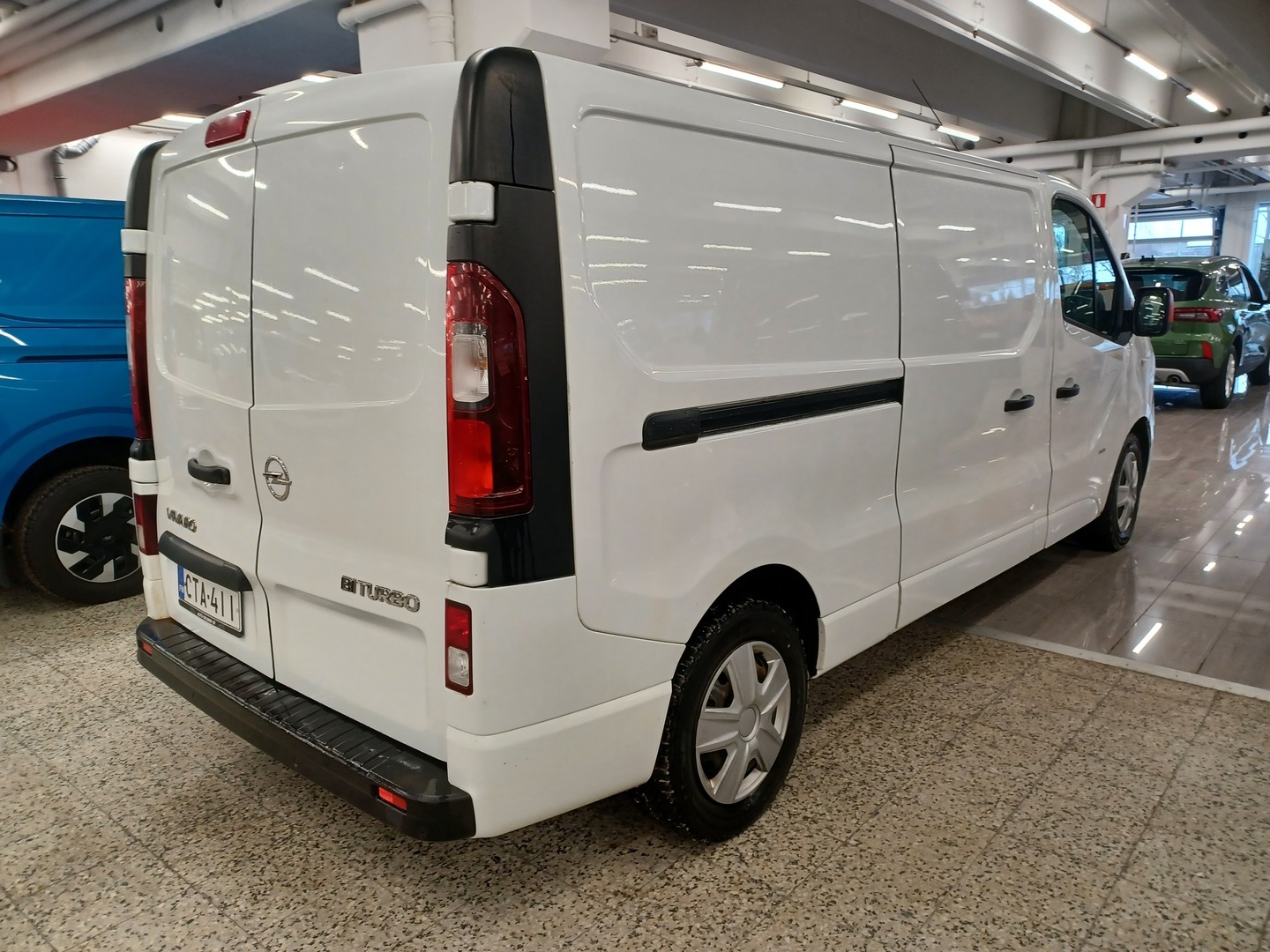 OPEL Vivaro 2015