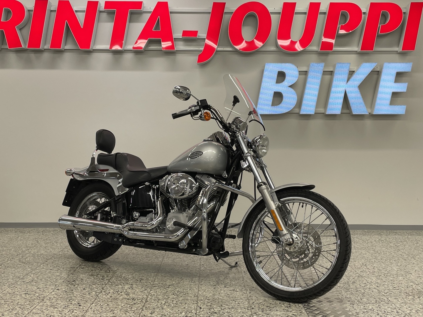 HARLEY-DAVIDSON SOFTAIL 2004