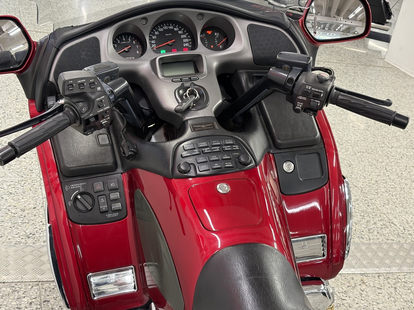 HONDA GL 2004