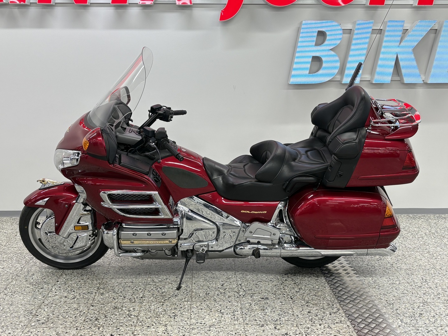 HONDA GL 2004
