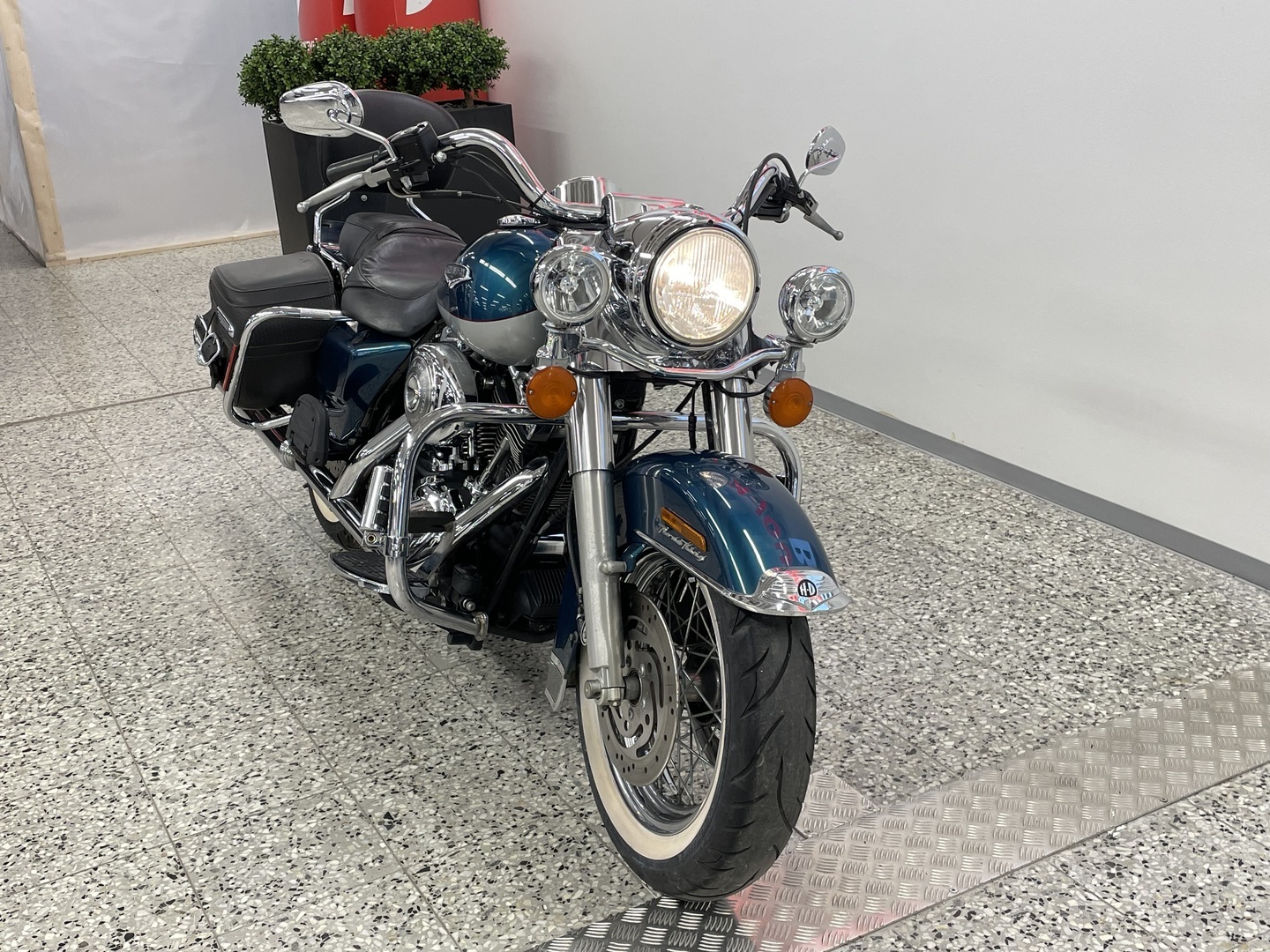 HARLEY-DAVIDSON TOURING 2004