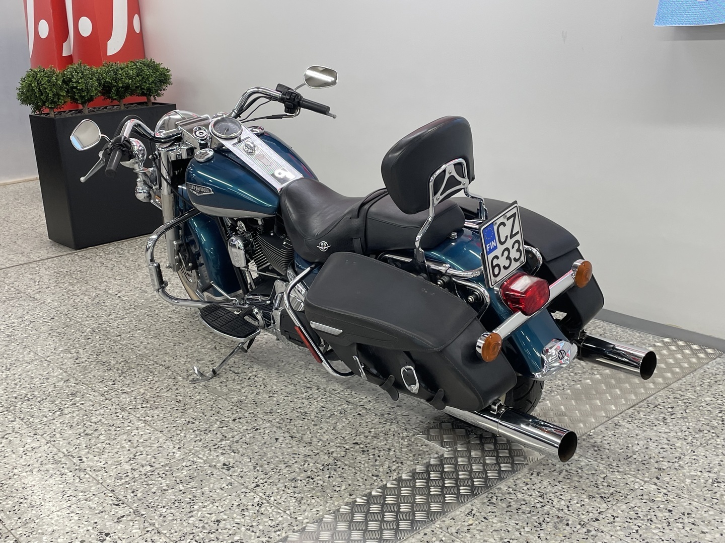 HARLEY-DAVIDSON TOURING 2004