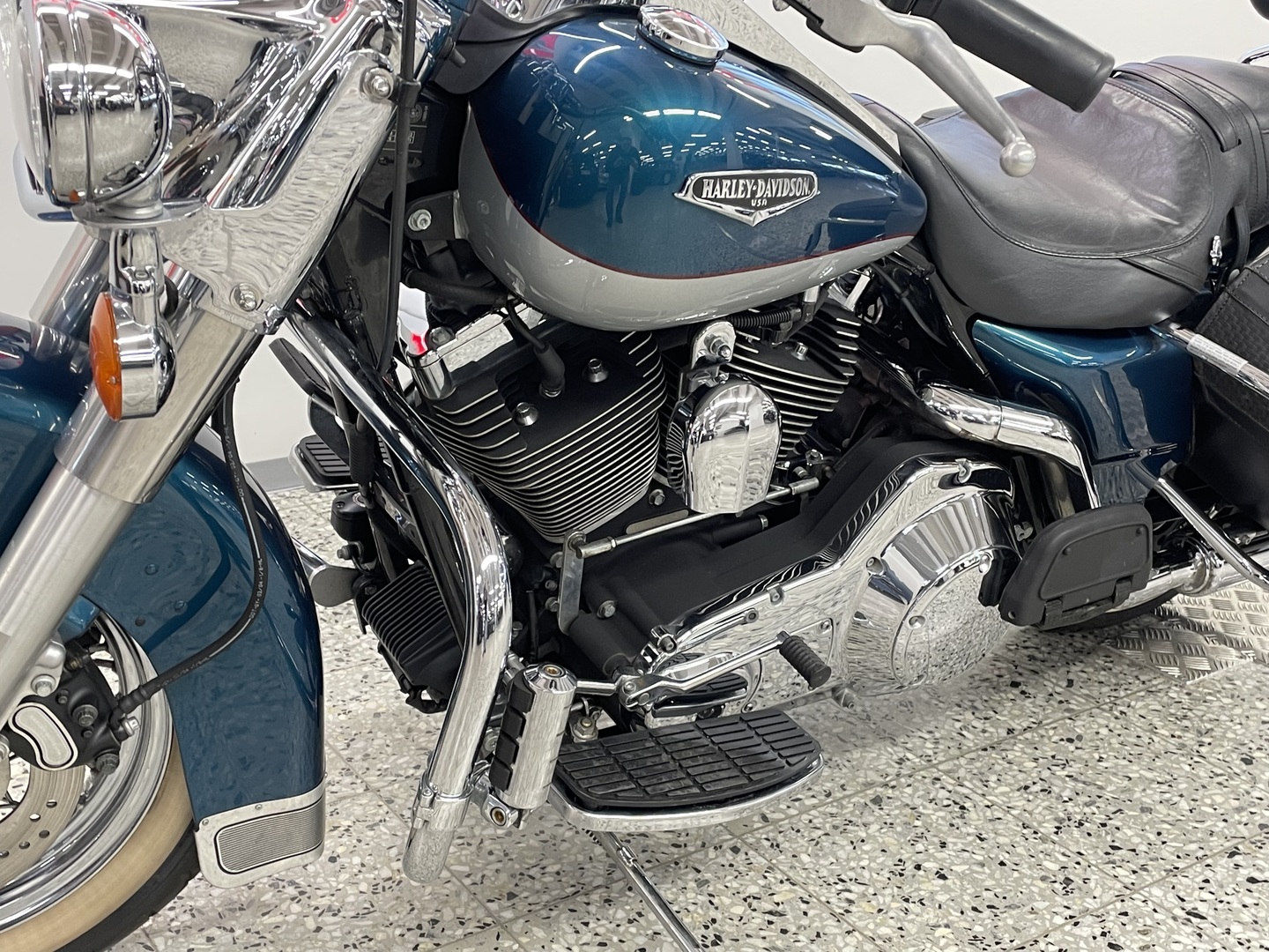 HARLEY-DAVIDSON TOURING 2004