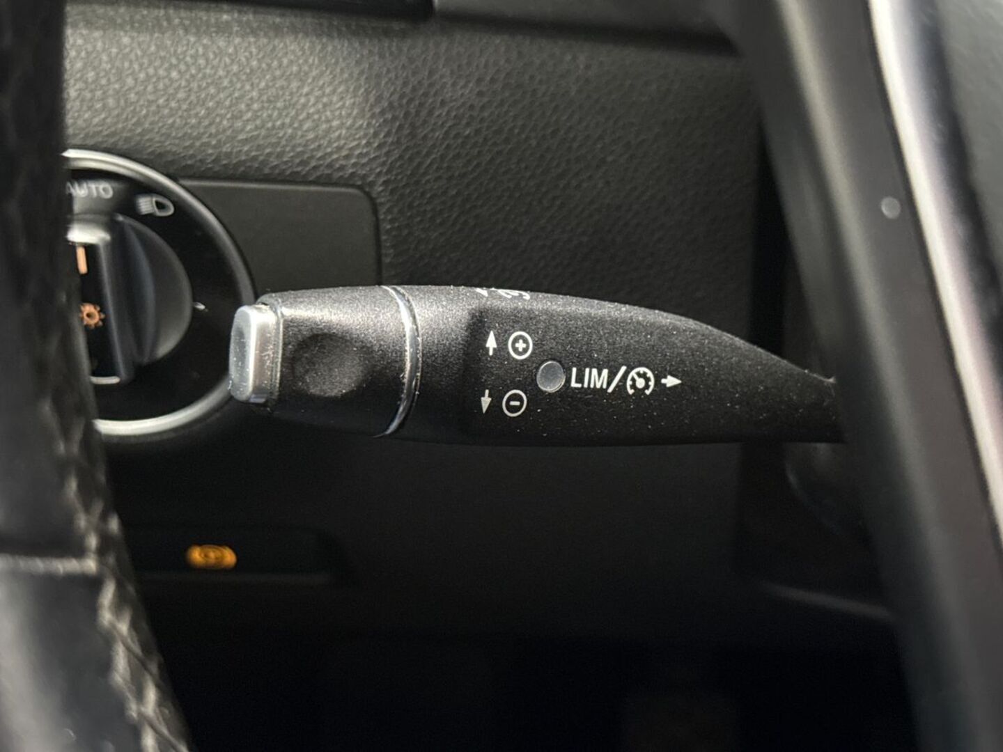 MERCEDES-BENZ B 2013