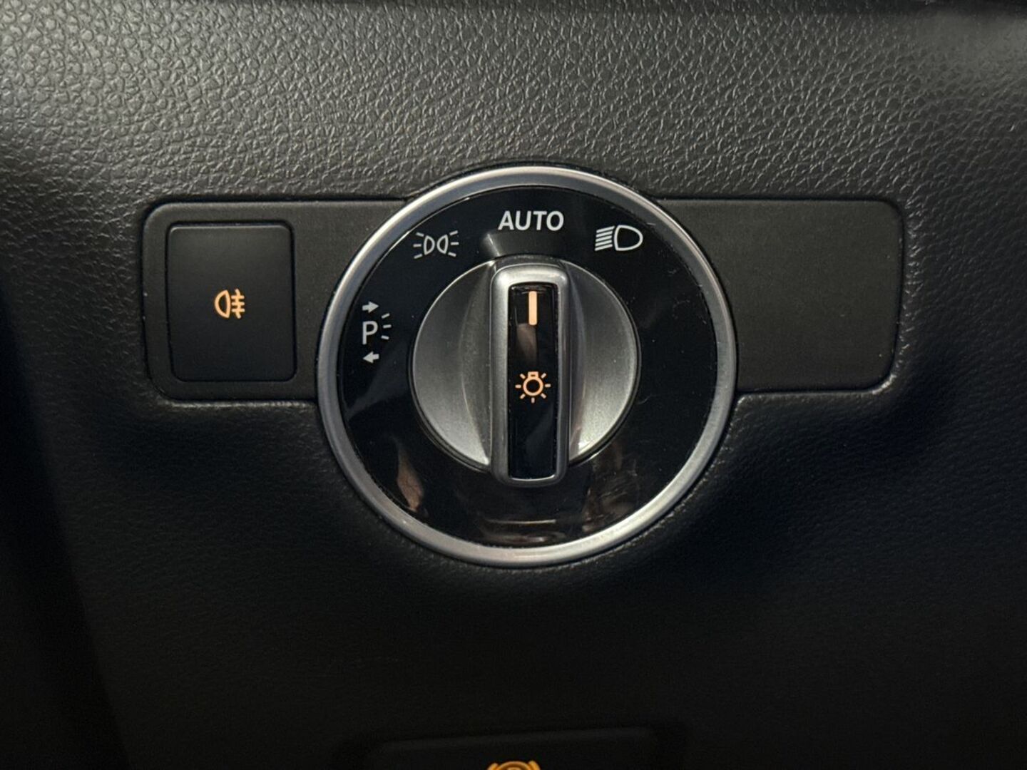 MERCEDES-BENZ B 2013