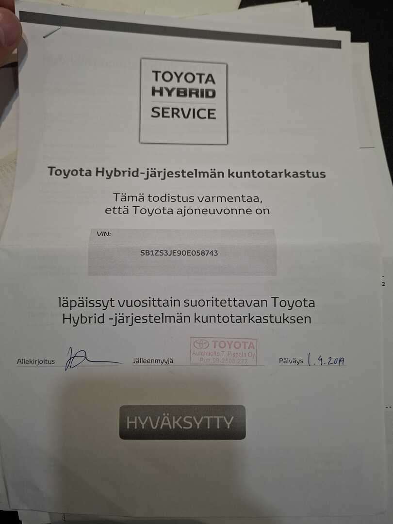 TOYOTA Auris 2014