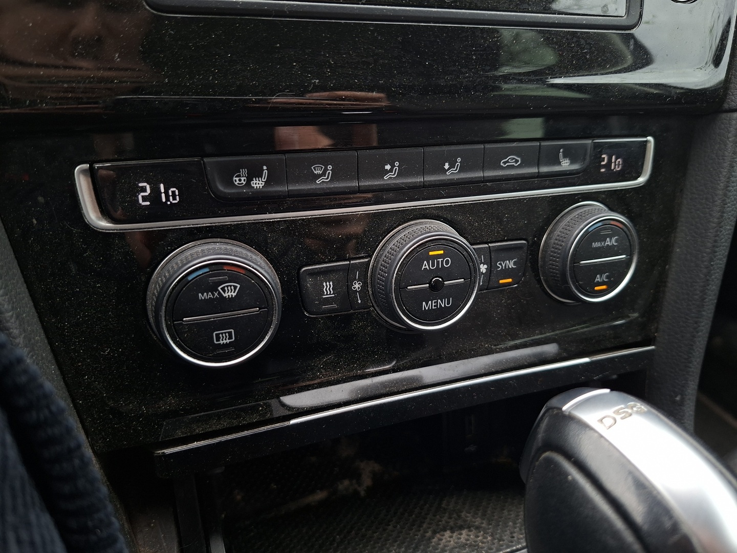 VOLKSWAGEN Golf 2017